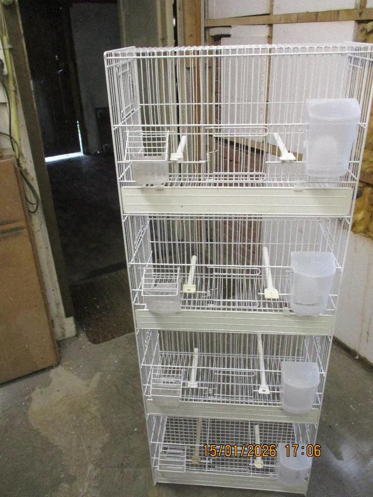 diverse broedkooien, Dieren en Toebehoren, Vogels | Hokken en Kooien, Zo goed als nieuw, Overige materialen, Ophalen