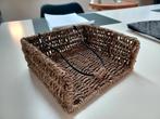 Servethouder in zeegras/riet, Huis en Inrichting, Woonaccessoires | Schalen en Manden, Ophalen of Verzenden, Zo goed als nieuw