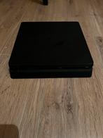 Playstation 4 + 2 consoles + laadstation + skin, Games en Spelcomputers, Spelcomputers | Sony PlayStation 4, Ophalen, Zo goed als nieuw