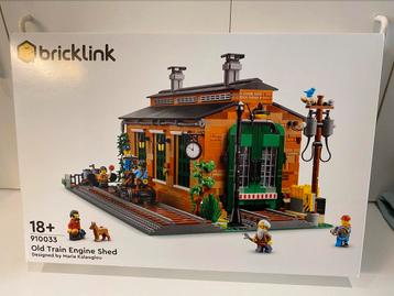 Lego Bricklink 910033 Old Train Engine Shed disponible aux enchères