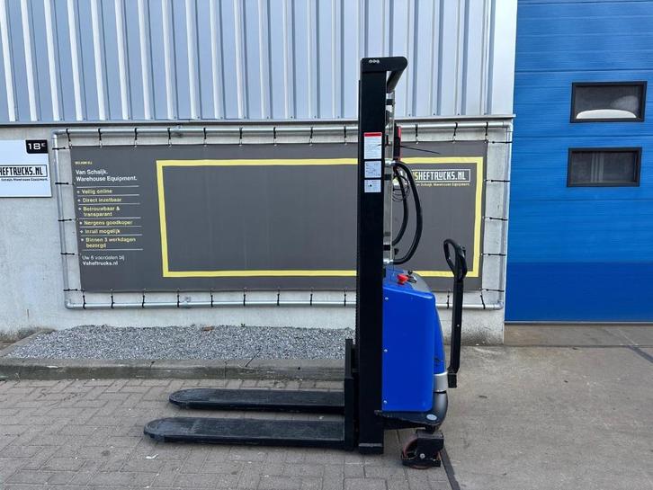 VS-22551 Semi elektrische stapelaar, Auto-onderdelen, Vrachtwagen-onderdelen, Verzenden