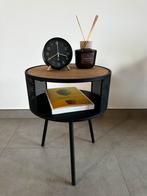 Table d'appoint : diamètre 33,4 cm, hauteur 45 cm, Enlèvement, Comme neuf