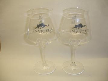 Bierglas Invictus, 33cl , brij. Invictus, Enlèvement ou Envoi, Comme neuf, Verre ou Verres, Autres marques