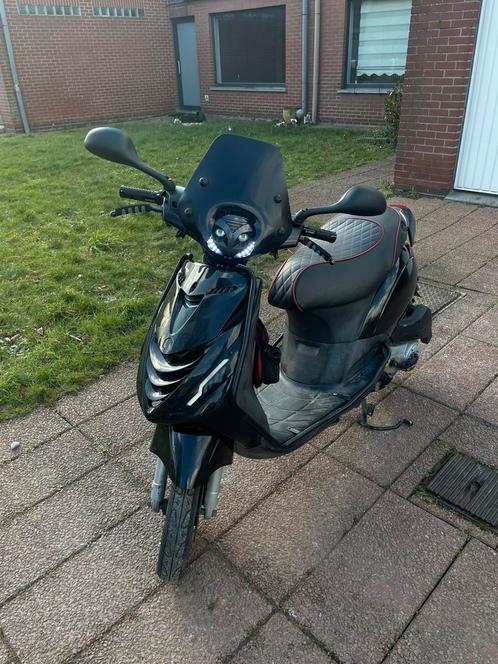 Piaggio Zip 4Takt-Scooter Full Optie SP Zwart (A Klasse), Fietsen en Brommers, Scooters | Piaggio, Zo goed als nieuw, Zip, Ophalen