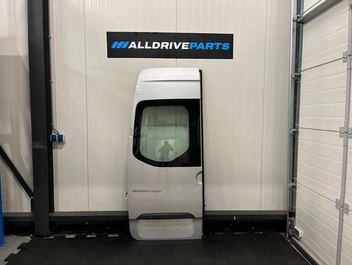 Mercedes Sprinter W907 Achterdeur links zilver A9077405500, Auto-onderdelen, Carrosserie, Deur, Mercedes-Benz, Achter, Links, Gebruikt