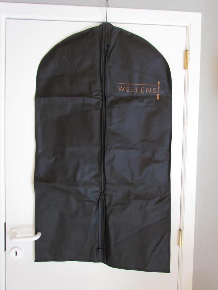 Kledinghoezen, Kleding | Dames, Overige Dameskleding, Zo goed als nieuw, Ophalen of Verzenden