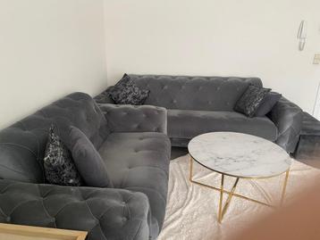 Salon beschikbaar voor biedingen