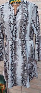 Kleedje maat 38 pigalle, Vêtements | Femmes, Robes, Taille 38/40 (M), Enlèvement ou Envoi, Autres couleurs, Pigalle