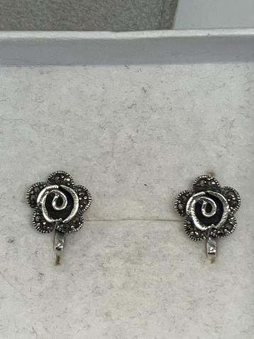 Zilveren oorbellen ( zilver 925 ) beschikbaar voor biedingen
