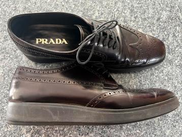 PRADA-schoen kan maat 42 dragen, Kleding | Heren, Schoenen, Ophalen of Verzenden, Zo goed als nieuw