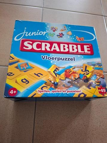 scrabble vloerpuzzel kleuter beschikbaar voor biedingen