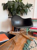 Vitra eames RAR, Huis en Inrichting, Stoelen, Ophalen, Zo goed als nieuw, Zwart