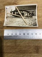 2 originele foto’s tank Poelkapelle Langemark 1944 - 1945, Ophalen of Verzenden, Zo goed als nieuw, Foto
