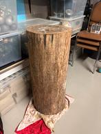 Houtblok voor nagels te kloppen, Ophalen