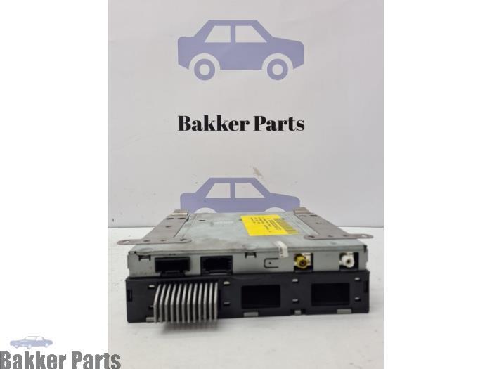 Module radio d'un Audi A8, Autos : Pièces & Accessoires, Électronique & Câbles, Audi, Utilisé, 3 mois de garantie