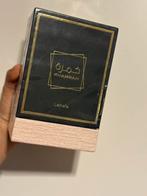 Beschrijving Lattafa Khamrah Eau de Parfum - Unisex 100ml, Handtassen en Accessoires, Ophalen of Verzenden, Zo goed als nieuw