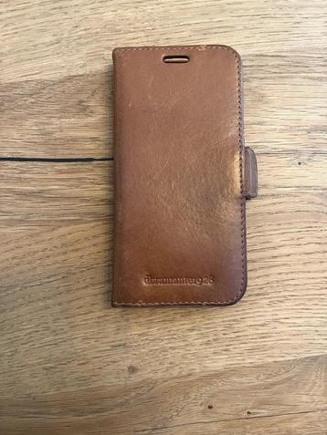 Handige bruine wallet voor iPhone 12/13 mini!  beschikbaar voor biedingen