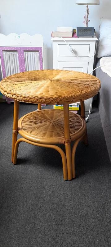 Rotan tafeltje doormeter 55 cm,hoogte 50 cm, Huis en Inrichting, Tafels | Salontafels, Ophalen of Verzenden