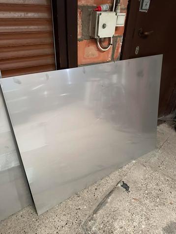 Inox plaat 125 x 91 9stuks: €1000 nu tijdelijk €900 beschikbaar voor biedingen
