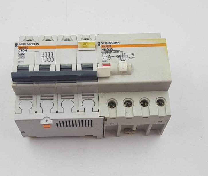 merlin differentieelschakelaar vigi 60 + Stroomverdeler - 3, Doe-het-zelf en Bouw, Elektriciteit en Kabels, Gebruikt, Overige typen
