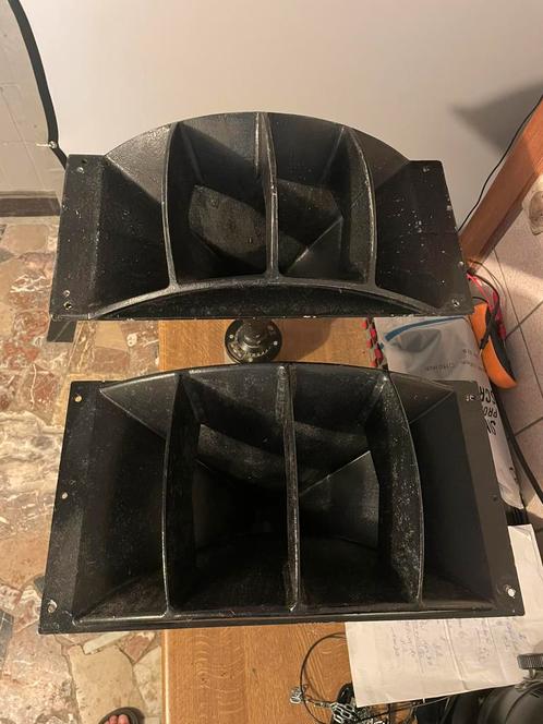 Deux haut médium rcf plus horne, Audio, Tv en Foto, Luidsprekerboxen, Gebruikt, Overige typen, Overige merken, Ophalen