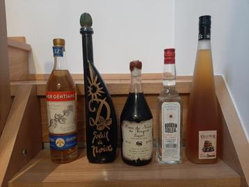 fles rum, whisky, verschillende sterke dranken -50eur beschikbaar voor biedingen