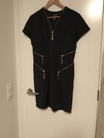 kleedje M, Ophalen, Zo goed als nieuw, Maat 38/40 (M)