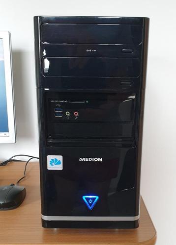 Ordinateur de bureau remis à neuf, prêt à utiliser.  beschikbaar voor biedingen