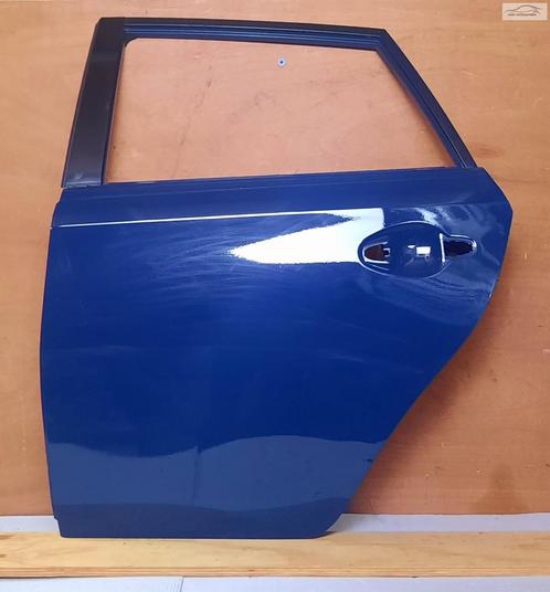 Portier deur linksachter Toyota Auris E18 Wagon 2012-2018, Auto-onderdelen, Carrosserie, Deur, Toyota, Achter, Links, Gebruikt