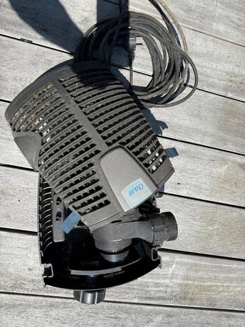 Oase waterpomp voor vijver beschikbaar voor biedingen