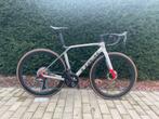 Trek Madone SL7 Gen 8 2025, Fietsen en Brommers, Fietsen | Racefietsen, Ophalen, Zo goed als nieuw