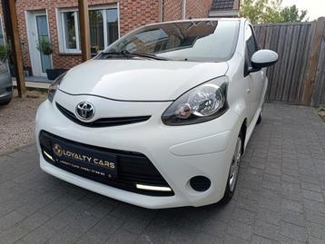 Toyota Aygo Facelift 91.000km GEKEURD beschikbaar voor biedingen