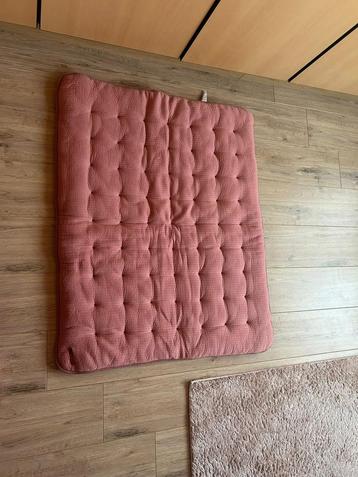 Babypark bekleding beschikbaar voor biedingen