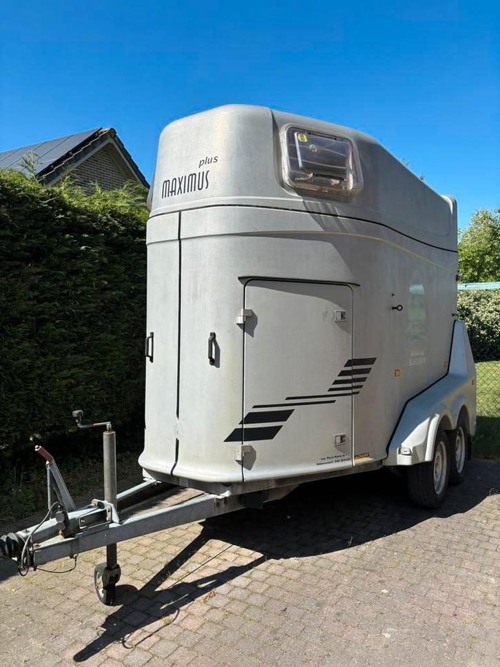 2-paardstrailer van humbaur, Dieren en Toebehoren, Paarden en Pony's | Trailers en Aanhangwagens, Gebruikt, 2-paards trailer, Polyester