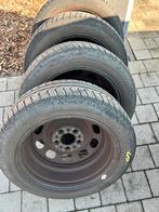 Wielen met stalen velg en wieldoppen bmw., Ophalen, Band(en)