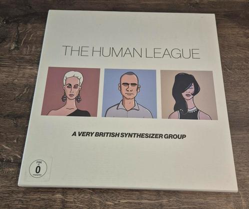 The Human League – A Very British Synthesizer Group (, Cd's en Dvd's, Cd's | Overige Cd's, Zo goed als nieuw, Boxset, Ophalen of Verzenden