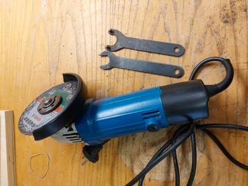 Haakse slijper. beschikbaar voor biedingen