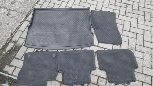 Set tapis en caoutchouc Tiguan 2018 /2023, Autos : Divers, Tapis de voiture, Utilisé, Enlèvement ou Envoi