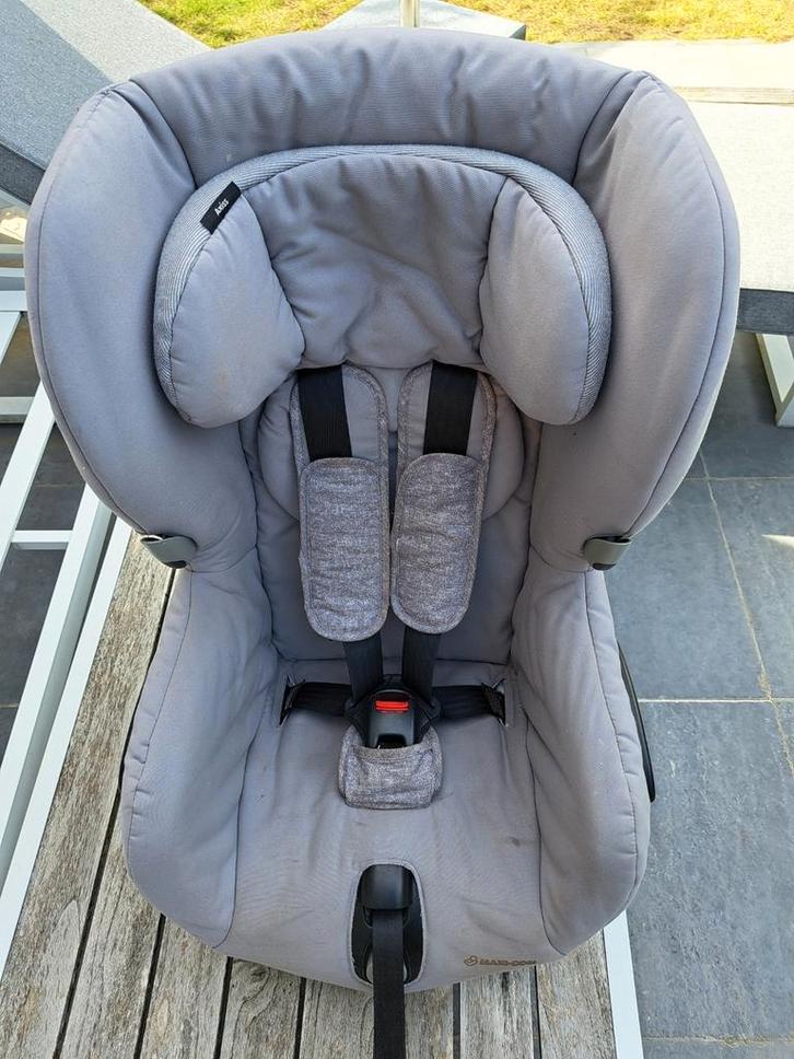 Autostoel draaibaar mogelijkheid met gordel, Kinderen en Baby's, Autostoeltjes, Gebruikt, Maxi-Cosi, Isofix, Ophalen