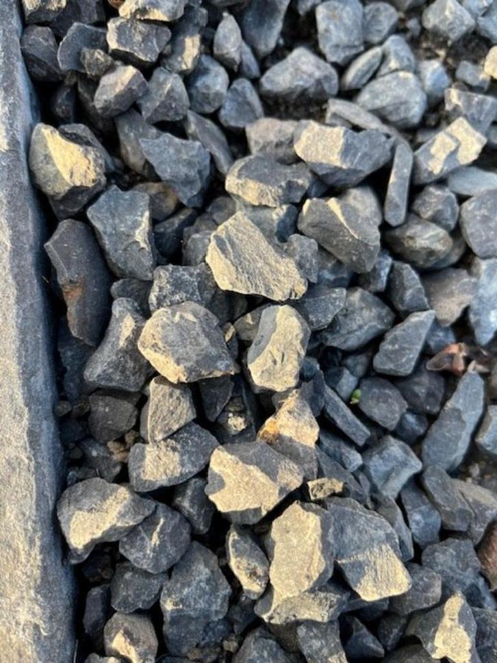 Split grind basalt antraciet 8-11 mm, Tuin en Terras, Overige Tuin en Terras, Zo goed als nieuw, Ophalen