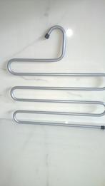 Stevige metalen kapstok voor meerdere broeken, Enlèvement ou Envoi, Comme neuf