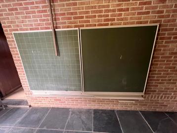 Schoolbord beschikbaar voor biedingen
