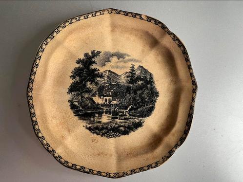 Antiek bordje Société Céramique Maastricht Landschap, Antiek en Kunst, Antiek | Overige Antiek, Verzenden