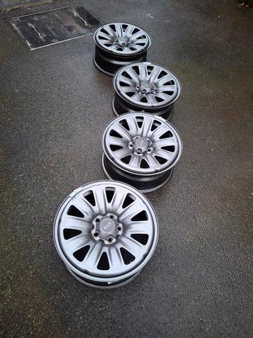 Jantes en tôle pour kia sportage  beschikbaar voor biedingen