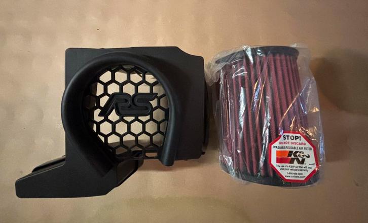 Ford Focus RS mk3 airbox lid + AEM high flow dry filter, Auto-onderdelen, Filters, Ford, Nieuw, Ophalen