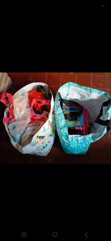 2 bigshoppers vol speelgoed beschikbaar voor biedingen