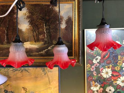 Set van 3 Franse Hanglampjes Tulpmodel Rood Randje, Antiek en Kunst, Antiek | Verlichting, Ophalen of Verzenden