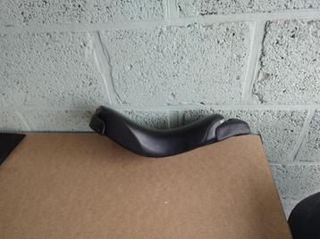 zadel eenwieler nimbus gel classic beschikbaar voor biedingen