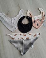 7 bavoirs, Enfants & Bébés, Accessoires de mode pour bébé, Enlèvement ou Envoi