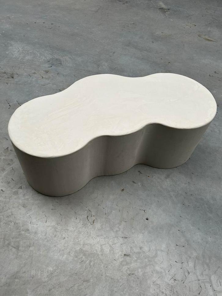 Organische salontafel van Mortex (microcement), Huis en Inrichting, Tafels | Salontafels, Nieuw, Minder dan 50 cm, 100 tot 150 cm